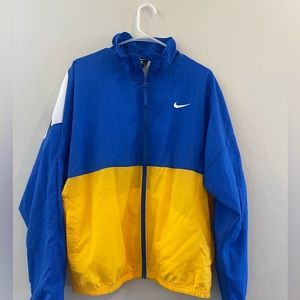 Nike Windbreaker Blue & Yellow Colorblock Big letters Men’s Medium